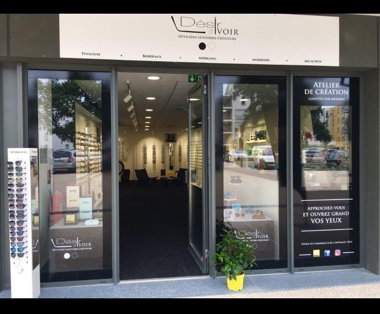 TRESSY BUA INSTALLE L'OPTICIEN DESIR D'Y VOIR 